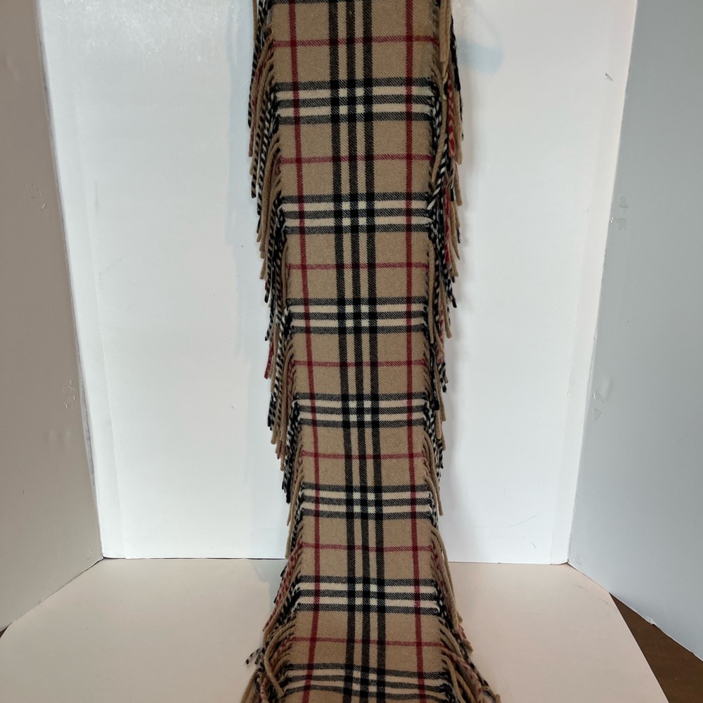 Burberry 100% Cashmere Fringed Scarf - Picture 7 of 9